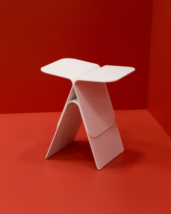 Tre Stool - Daphna Laurens